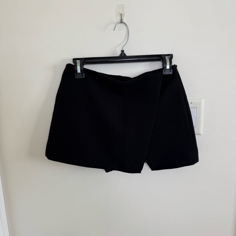 Zara Black Asymmetrical Skort Small